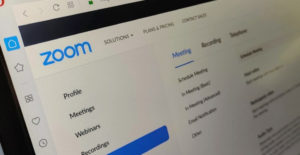 黑客利用ZOOM安全漏洞