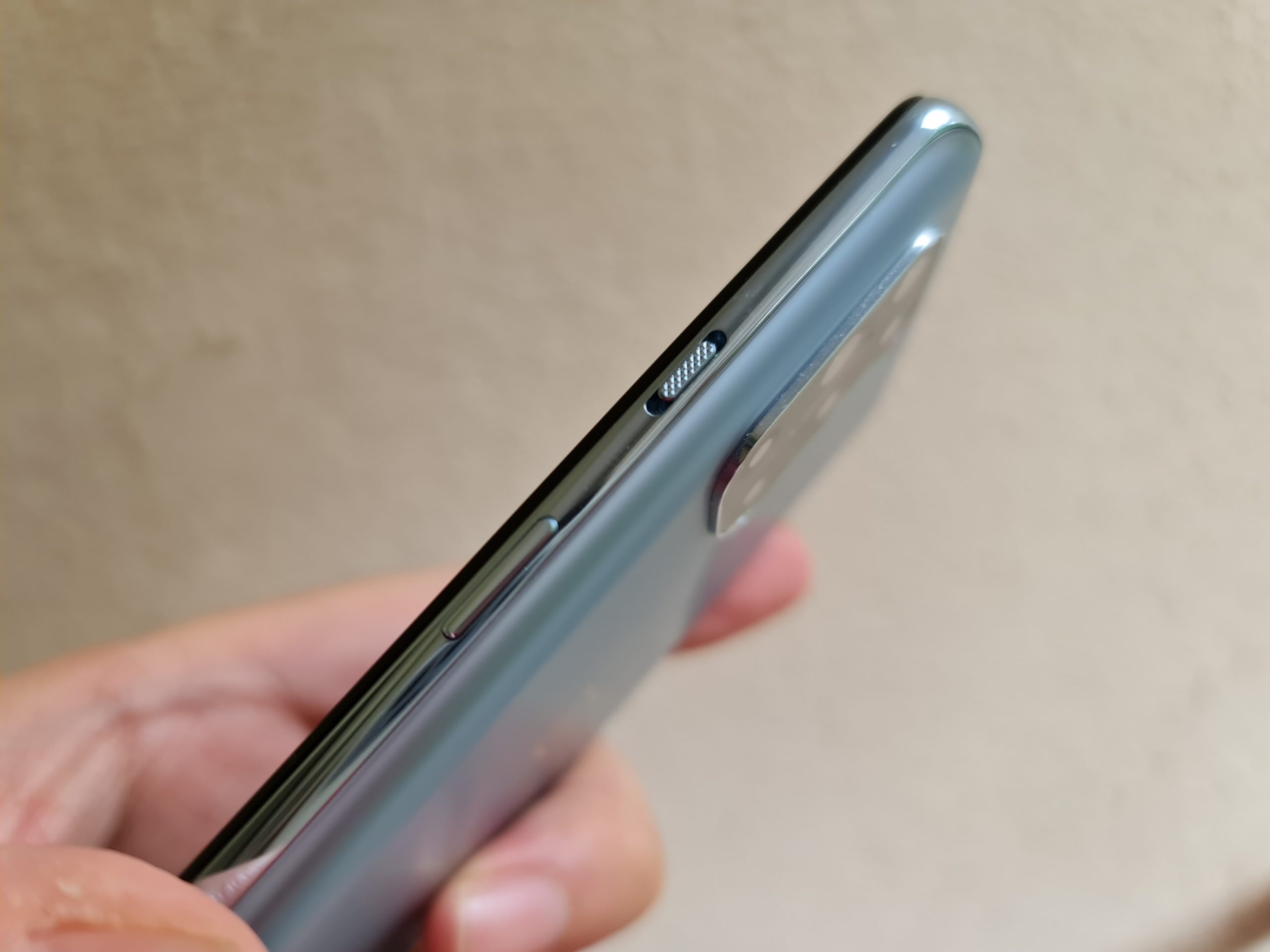 OnePlus 8T 评测：更具性价比的加强版年货！ 16