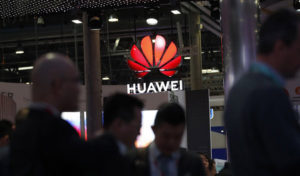 华为将向苹果三星征收5G专利使用费