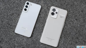 realme GT2 Pro vs Samsung Galaxy S22 对比评测