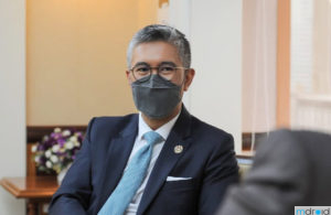 Telco须在8月31日前和DNB签订5G协议