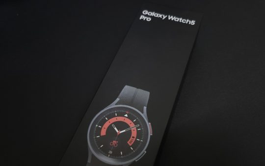 SAMSUNG Galaxy Watch 5 Pro 开箱视频 4