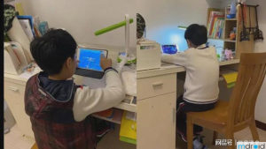 中国家长逼儿子每日玩游戏16小时戒沉迷