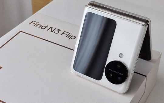 OPPO Find N3 Flip 评测：目前拍照最好的小折叠屏手机！