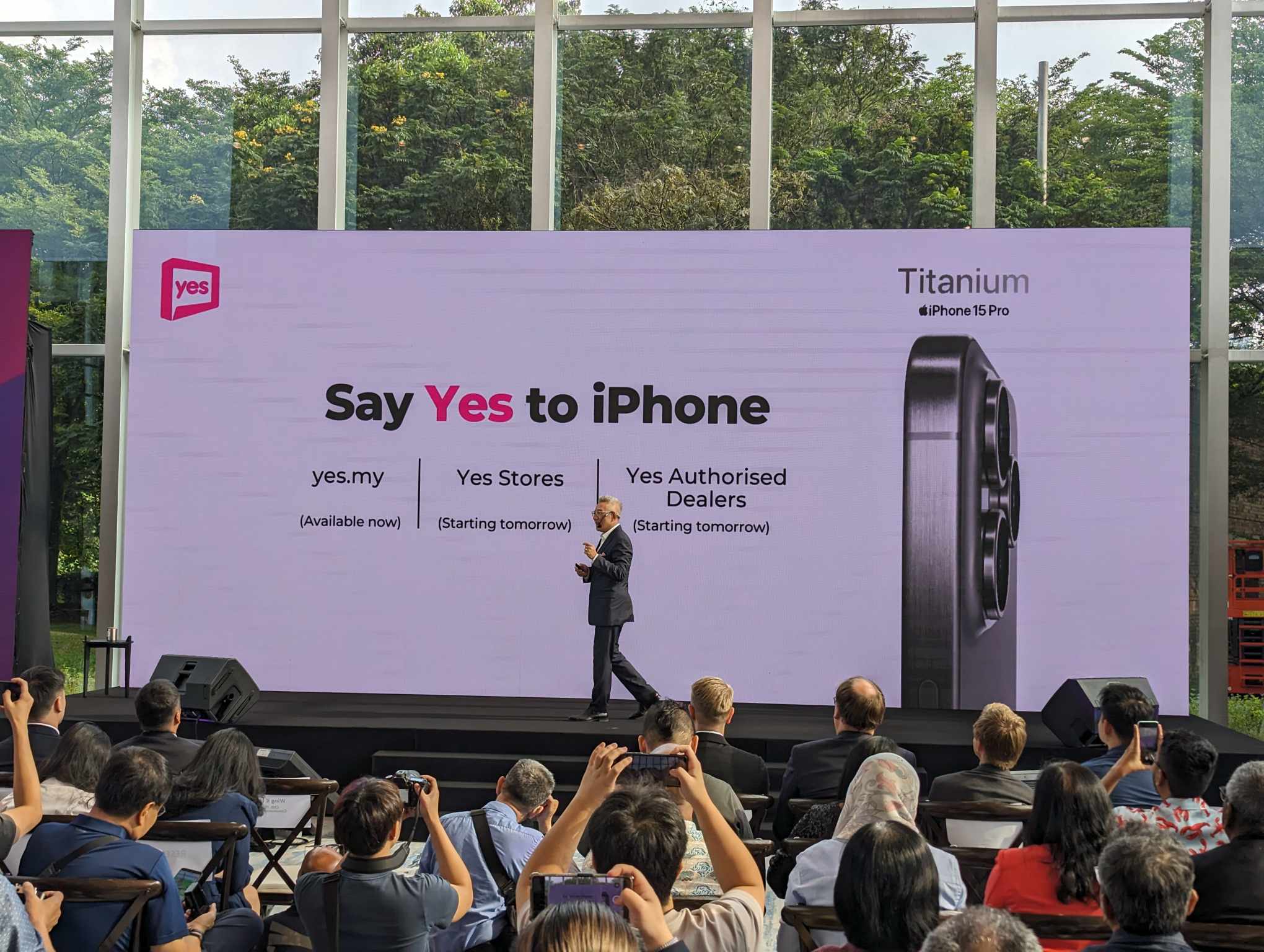 Yes 5G发布马来西亚最便宜iPhone 15资费配套！ 21