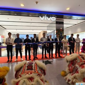 vivo全新旗舰店在双威金字塔购物中心开张