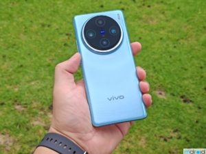 vivo X100系列：行业首发蔡司APO浮动长焦镜头，重新定义手机影像！