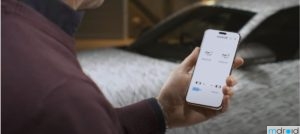 HONOR黑科技可眼动操控汽车！