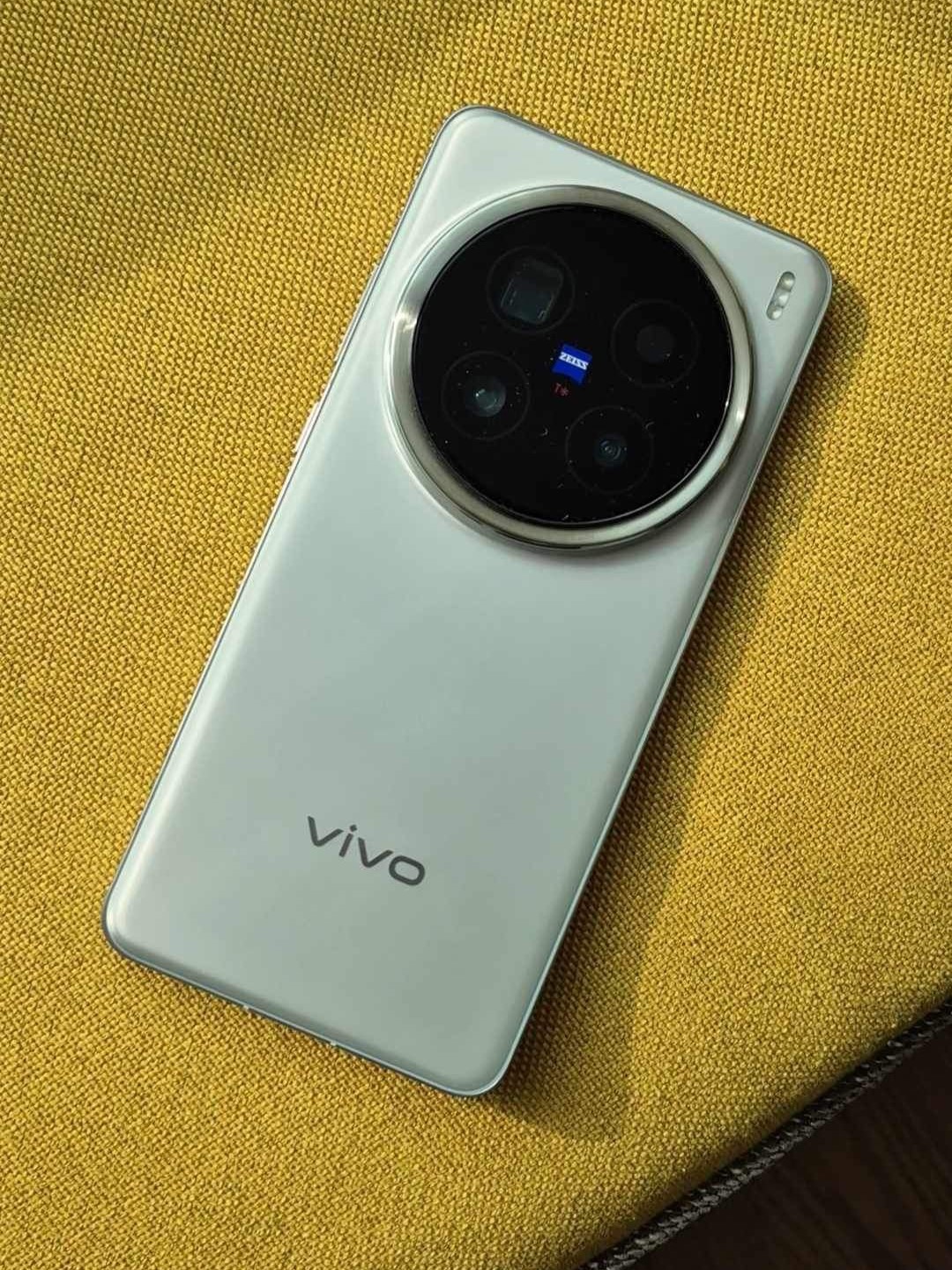 vivo X200 Pro 使用体验：2亿长焦拍人拍景超好看！ 3