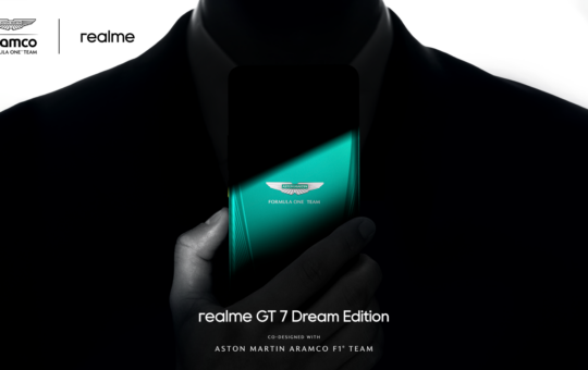 realme联合Aston Martin发布GT 7梦想版