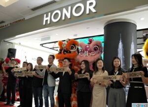 HONOR马来西亚第100家门店落地阳光广场