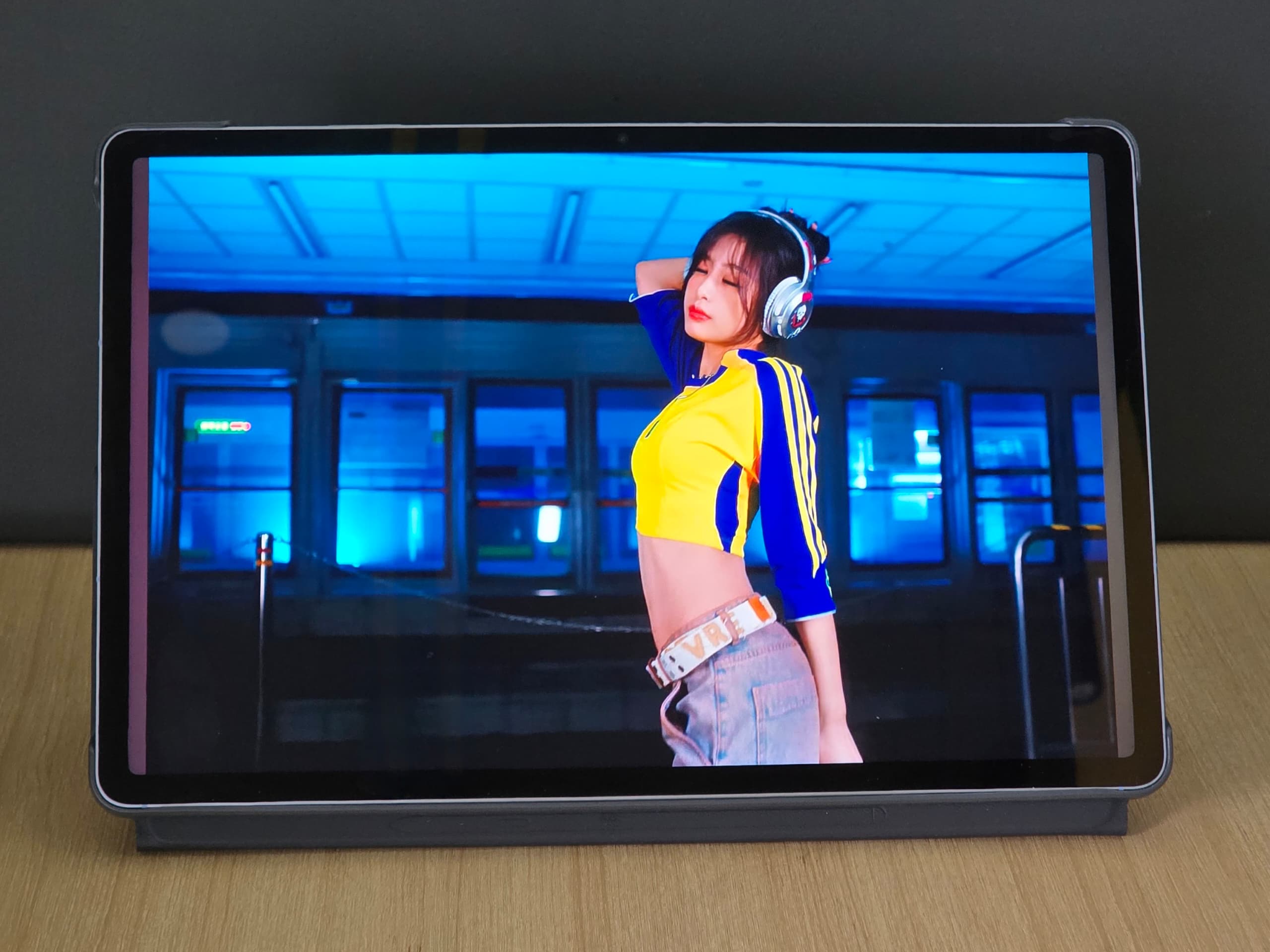 三星Galaxy Tab S10 FE+ 评测：AI赋能，智慧体验再进化 1