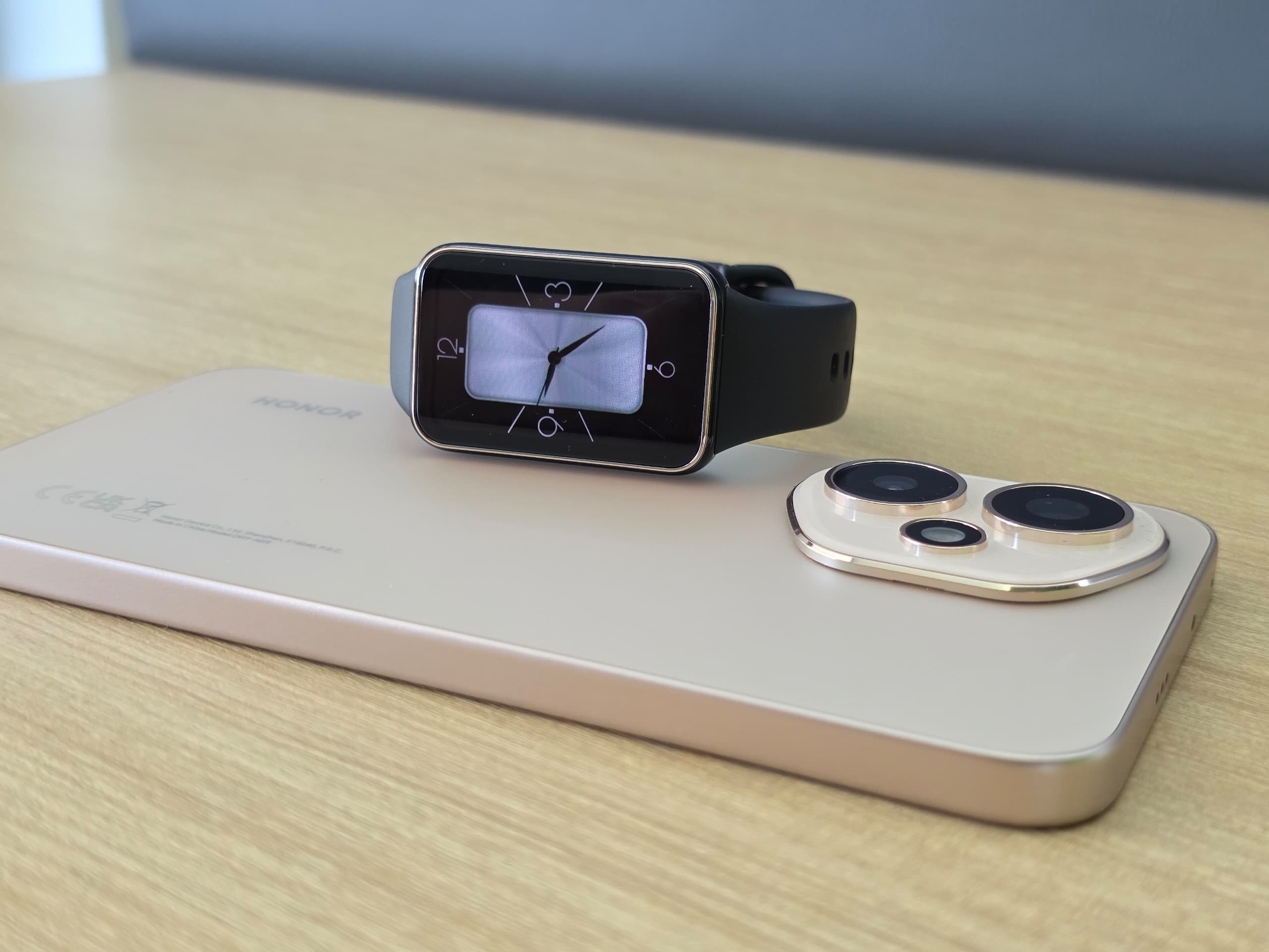 HONOR Band 10 评测：功能、设计与体验的全方位升级 5