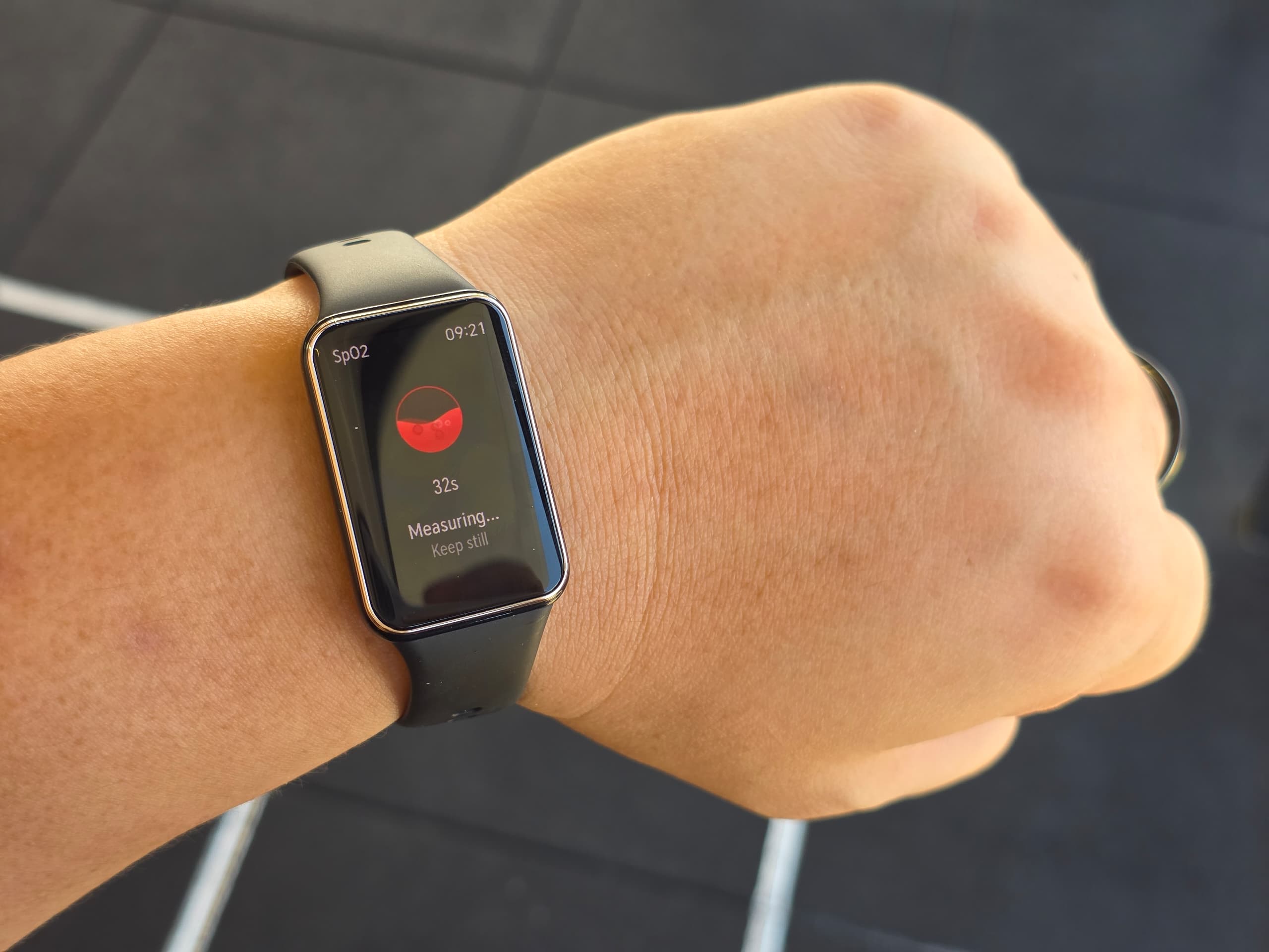 HONOR Band 10 评测：功能、设计与体验的全方位升级 4
