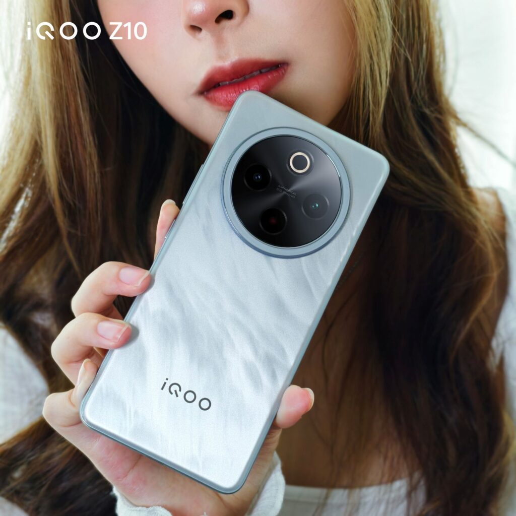 iQOO Z10 评测：7300mAh 电力猛兽 1