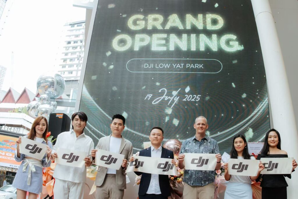 DJI Malaysia在Low Yat Park开设首家双层体验店 1