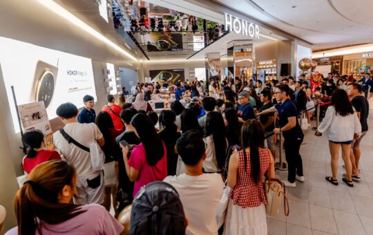 HONOR Magic V5正式开卖，柔佛新旗舰店开幕同步带动销售热潮