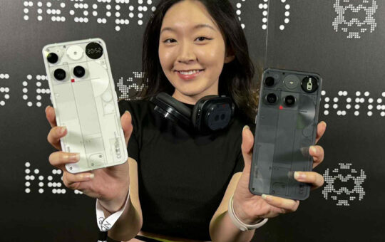 大马Nothing Phone (3)发布：售价RM3299起！ 14