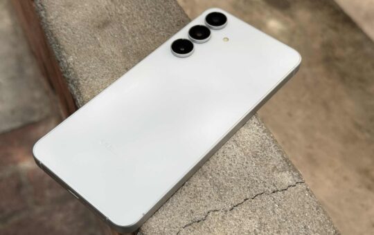 三星Galaxy S25 FE正式开售 限时优惠高达RM850