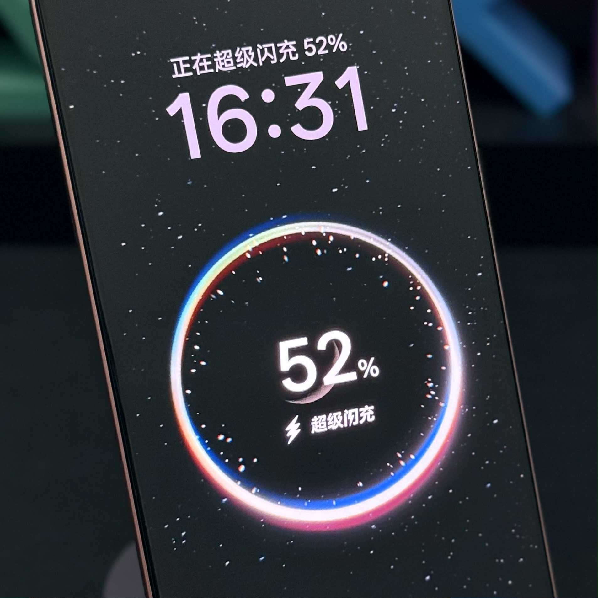 realme 15 体验：AI Party Phone 派对手机 11