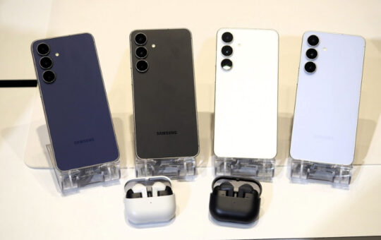 三星 Galaxy S25 FE、Galaxy Tab S11 系列 与 Galaxy Buds3 FE 正式登陆马来西亚
