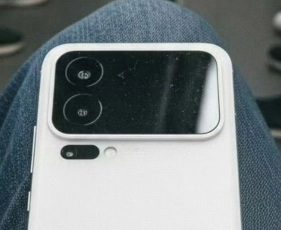 小米16 Pro Max真机曝光：传9月底发布对标iPhone?! 1