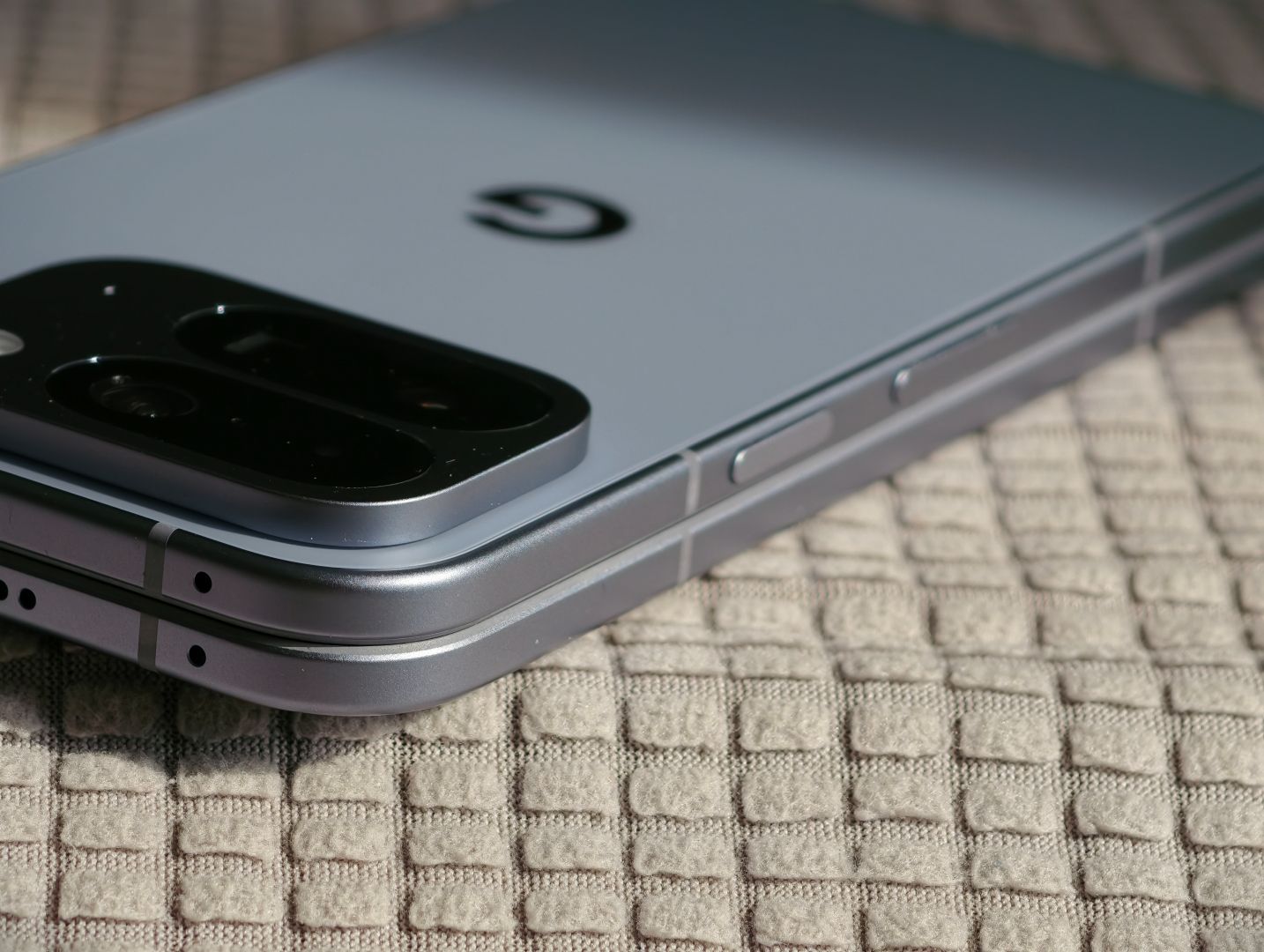 Google Pixel 10 Pro Fold 体验评测:RM7,999 的 AI 折叠旗舰值得买吗? Google Pixel 10 Pro Fold 体验评测:RM7,999 的 AI 折叠旗舰值得买吗? 1