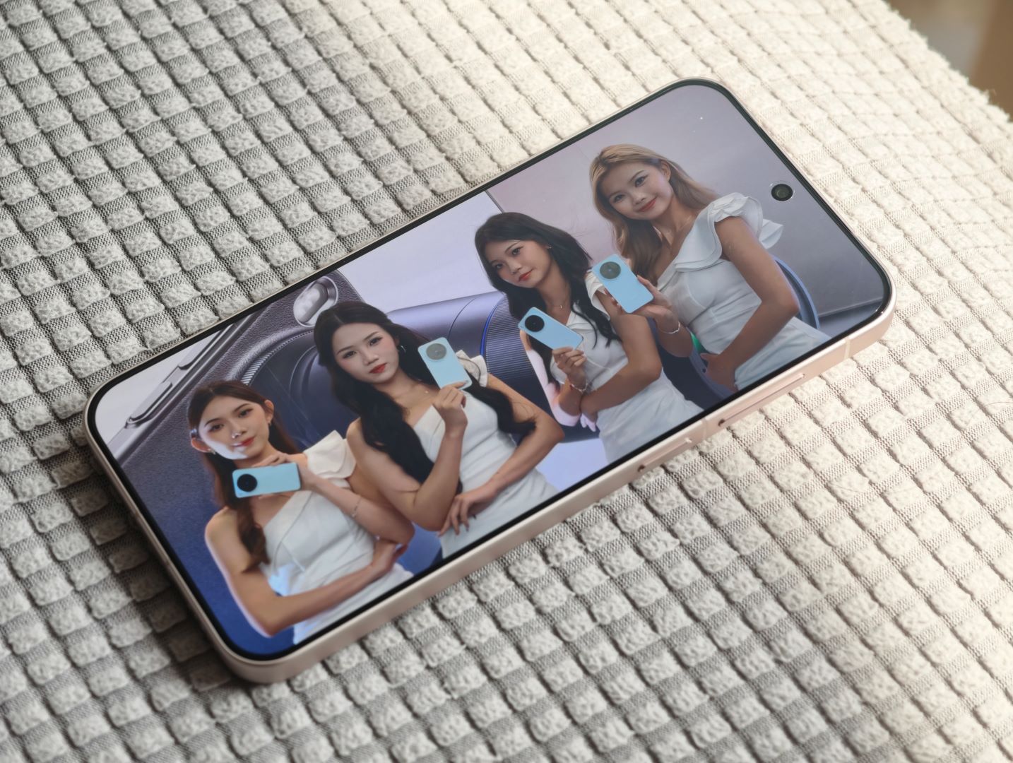 vivo X300 评测:既Mini又Pro vivo X300 评测:既Mini又Pro 2