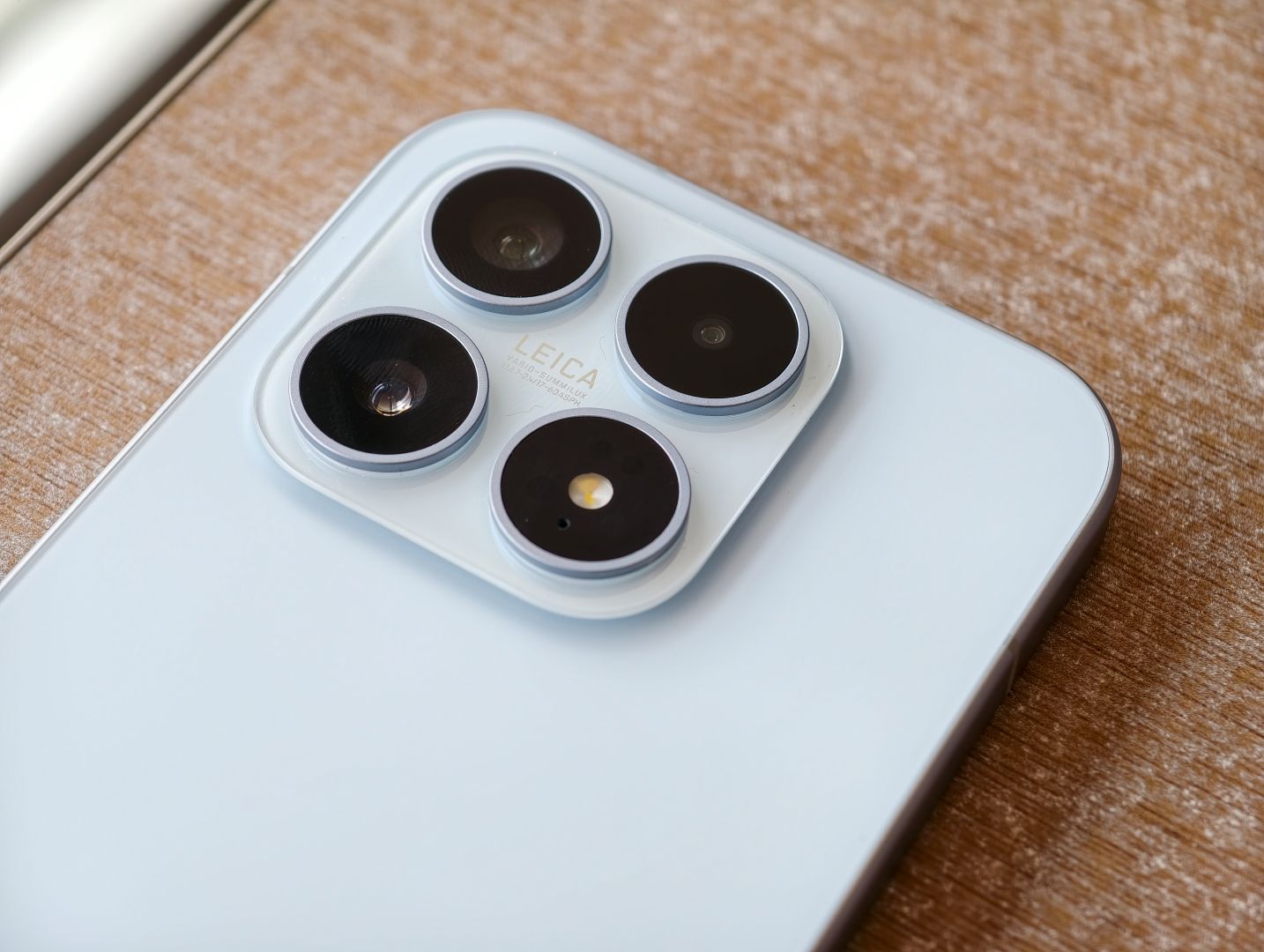 Xiaomi 17 评测：稳打稳扎小尺寸旗舰 3