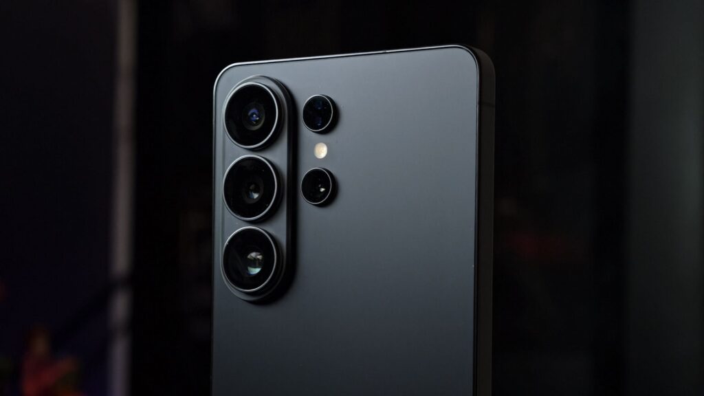 Samsung Galaxy S26 Ultra 首发 ALoP 长焦镜头