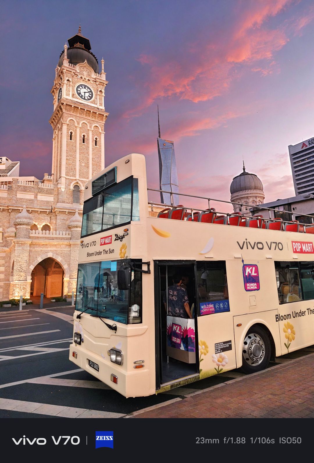 vivo V70 × POP MART ZSIGA 巴士之旅登陆吉隆坡：以影像体验重塑城市创作场景 1