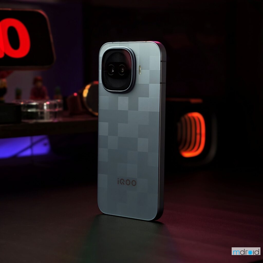 iQOO 15R 深度评测：性能猛兽，还是被高估的"旗舰杀手"？ 8