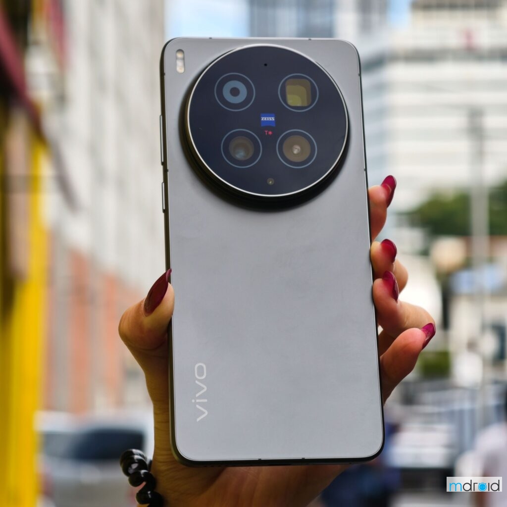 vivo X300 Ultra:重新定义 Ultra 影像旗舰 vivo X300 Ultra:重新定义 Ultra 影像旗舰 1