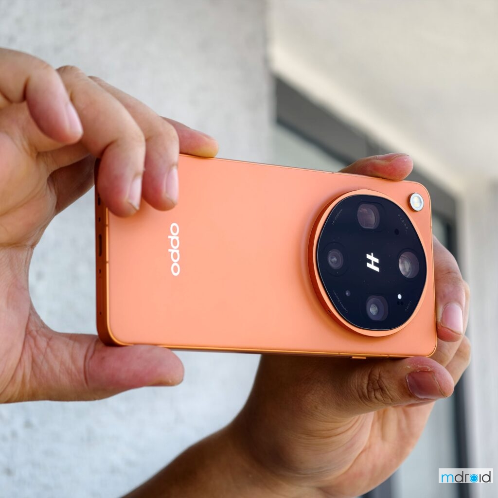 OPPO Find X9 Ultra 评测:最像“相机”的旗舰手机? OPPO Find X9 Ultra 评测:最像“相机”的旗舰手机? 1