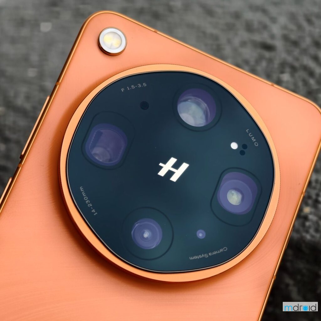 OPPO Find X9 Ultra 评测:最像“相机”的旗舰手机? OPPO Find X9 Ultra 评测:最像“相机”的旗舰手机? 3