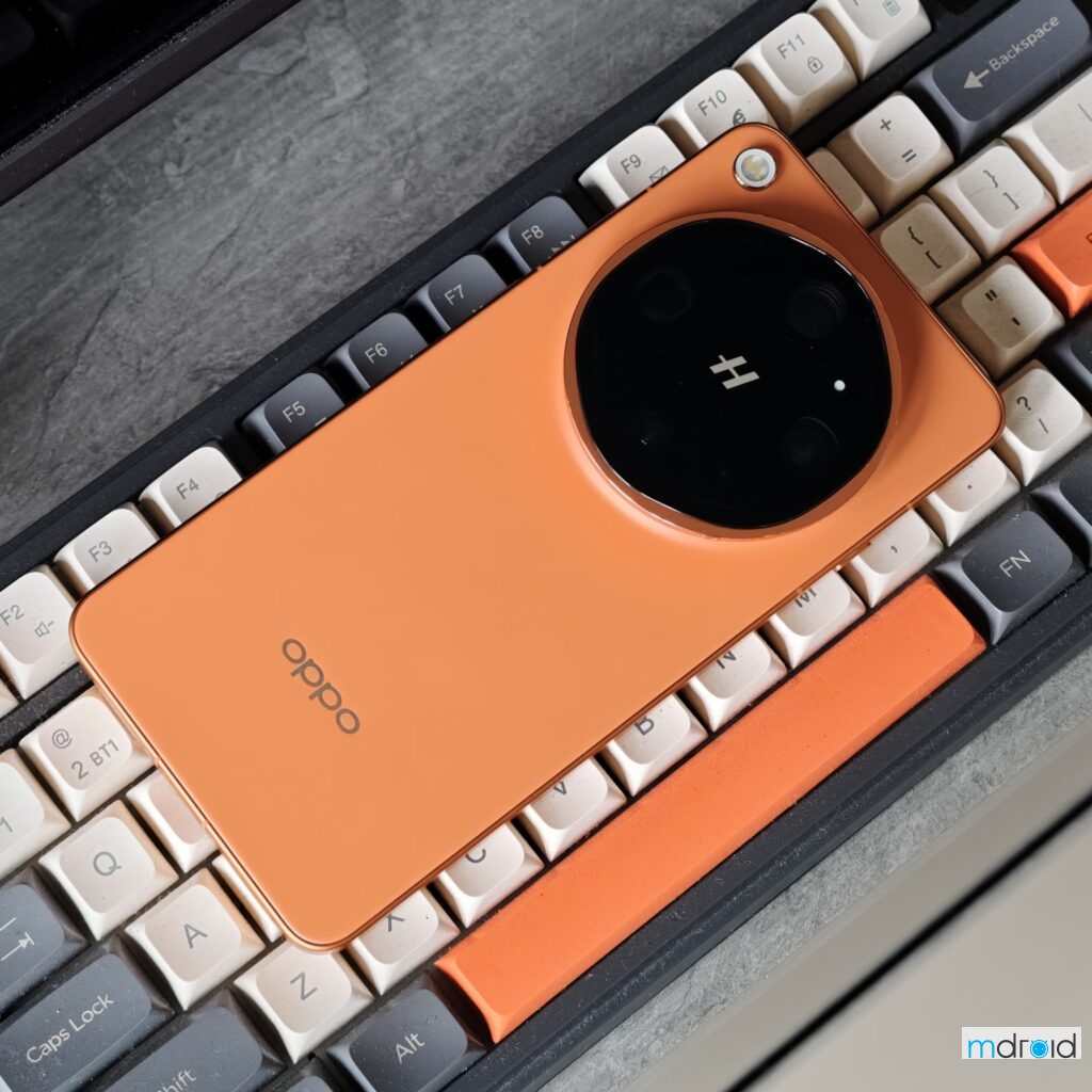 OPPO Find X9 Ultra 评测:最像“相机”的旗舰手机? OPPO Find X9 Ultra 评测:最像“相机”的旗舰手机? 5