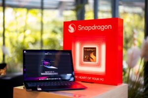 高通骁龙 X2 系列发布：AI PC 性能、游戏与续航全面升级