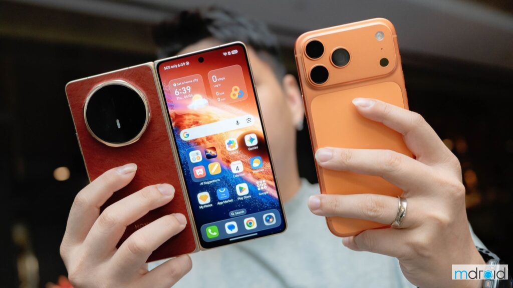 不必放弃 iPhone，HONOR Magic V6 打通苹果生态与折叠屏体验