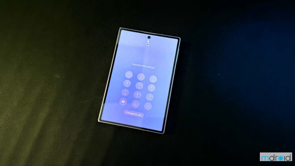 One UI 9 新增锁屏保护机制!密码输错 13 次手机将永久锁定 One UI 9 新增锁屏保护机制!密码输错 13 次手机将永久锁定