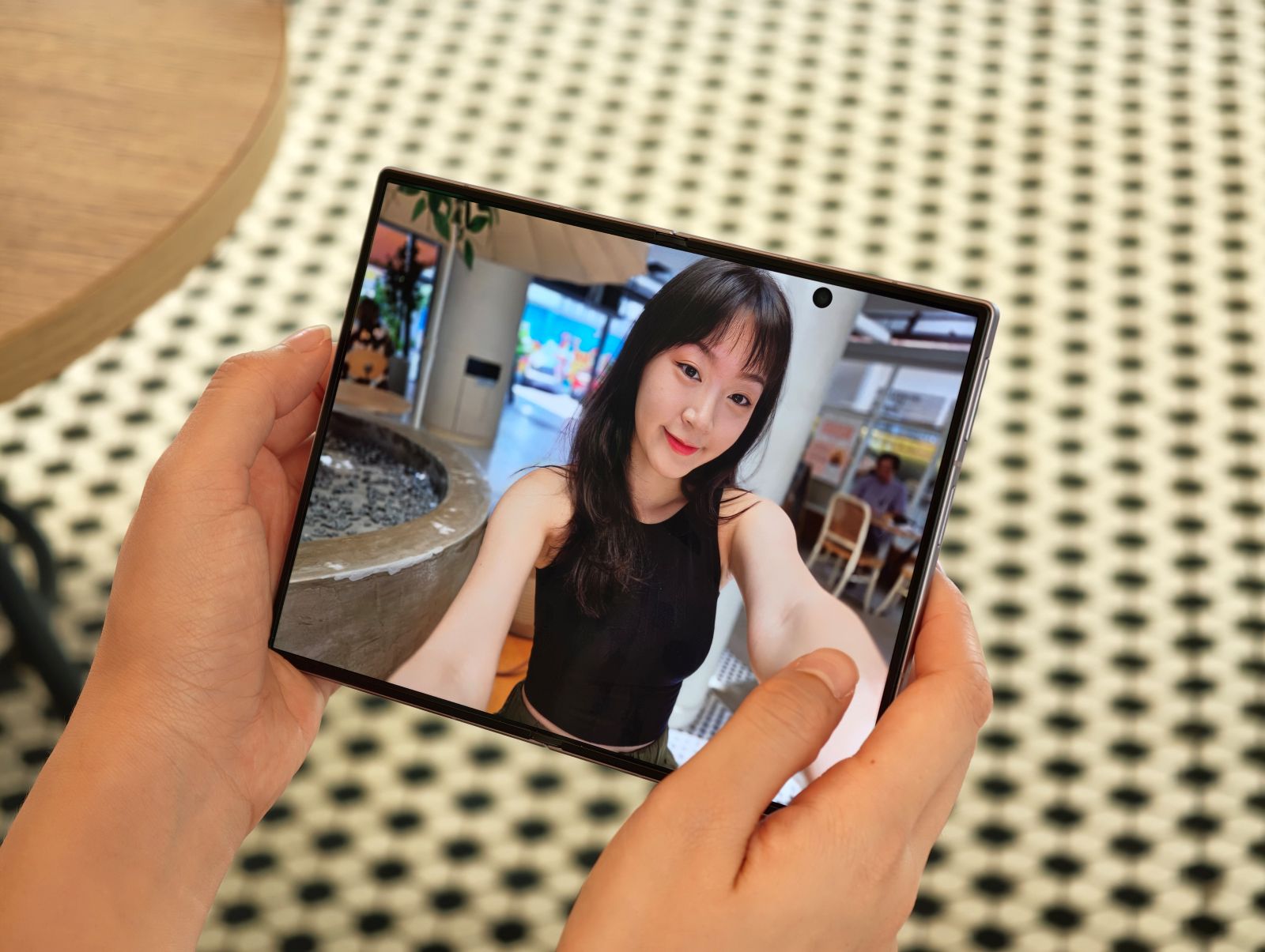 Galaxy Z Fold8 评测：三星重新定义 Fold，折叠手机来到全新阶段 5
