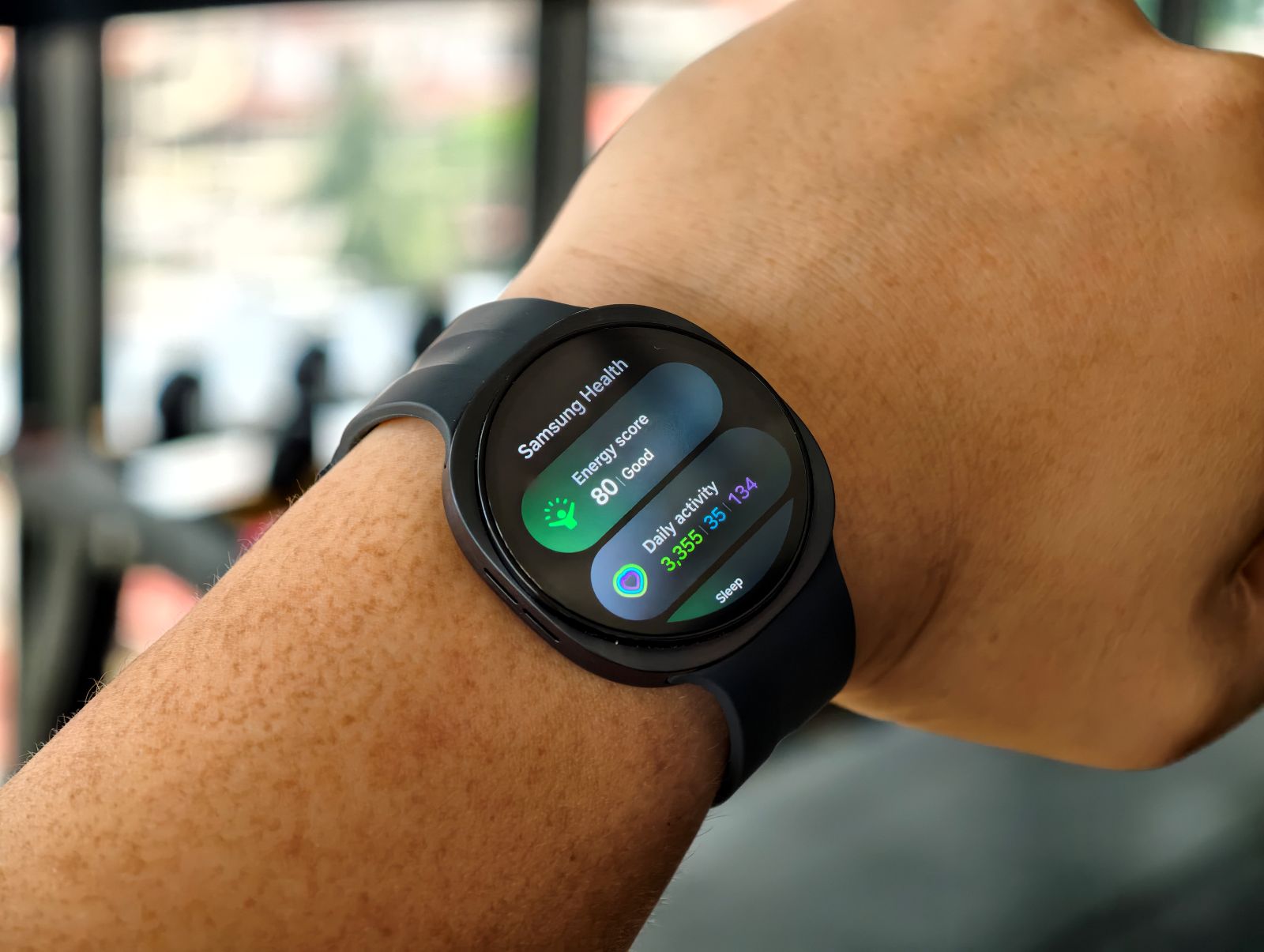 三星 Galaxy Watch9 全面升级：首搭骁龙芯片，AI 健康管理更主动、更懂你 2
