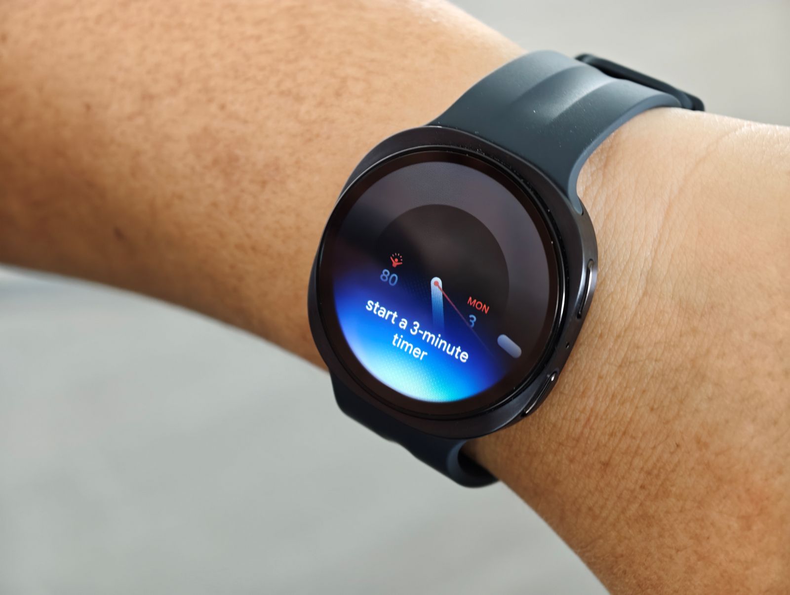三星 Galaxy Watch9 全面升级：首搭骁龙芯片，AI 健康管理更主动、更懂你 6