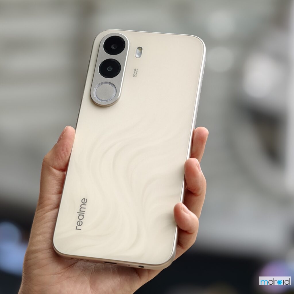 realme C100X 评测:8000mAh 大电池,主打续航、耐用与流畅 realme C100X 评测:8000mAh 大电池,主打续航、耐用与流畅 1