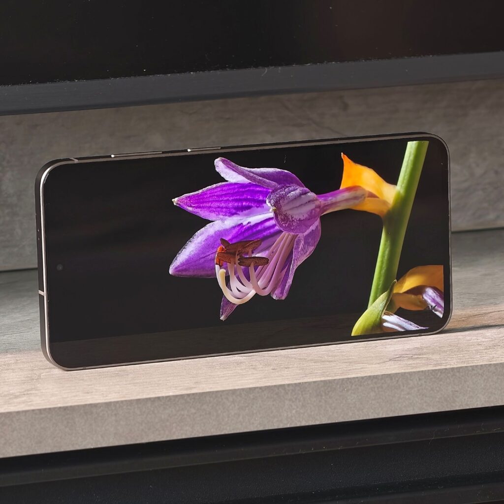 Samsung Galaxy S26 FE：不用买顶级旗舰，也能有完整 Galaxy 体验 4