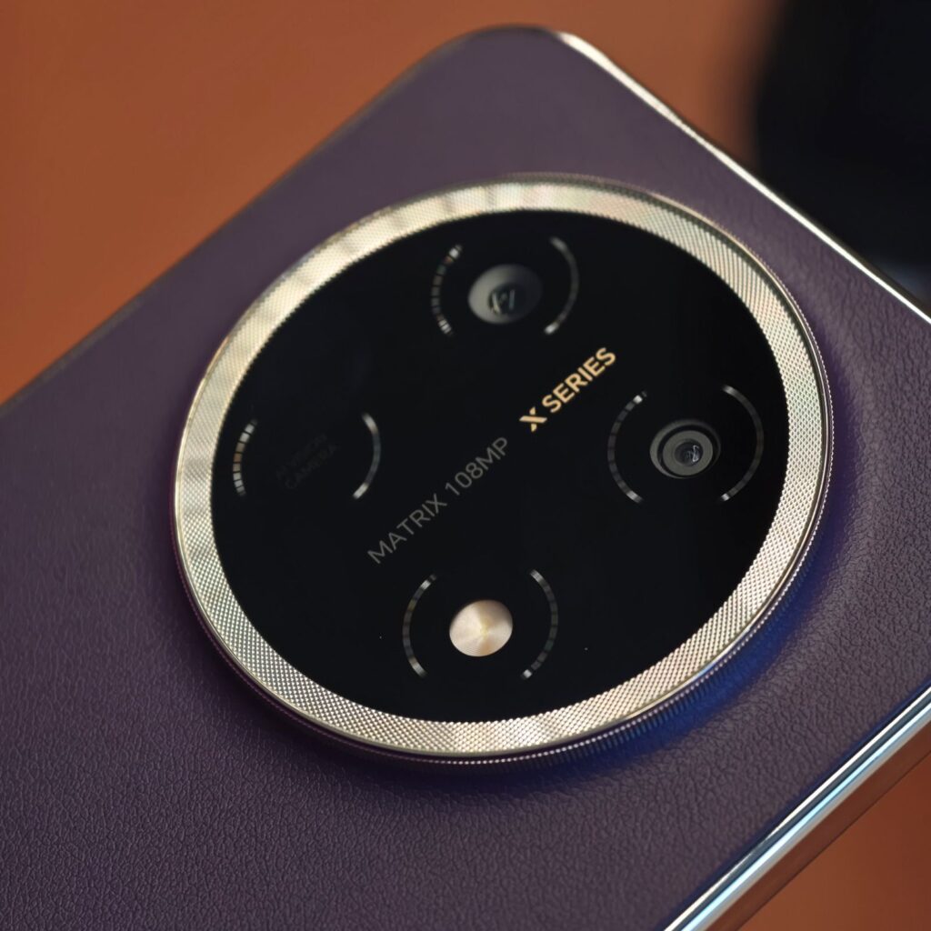 HONOR X9e Pro评测:11,000mAh超大电池,耐摔防水全面升级 HONOR X9e Pro评测:11,000mAh超大电池,耐摔防水全面升级 4