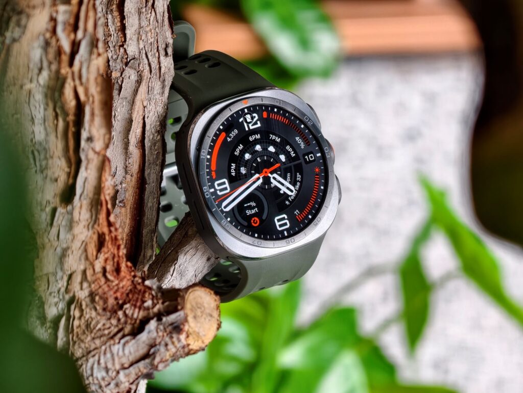 Galaxy Watch Ultra2 体验:外观看似熟悉,真正升级都藏在里面 Galaxy Watch Ultra2 体验:外观看似熟悉,真正升级都藏在里面 3