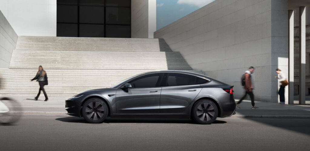 Tesla Model 3大马升级不加价!16寸屏幕、黑色顶棚与V2L,RM149,000起 Tesla Model 3官方示意图